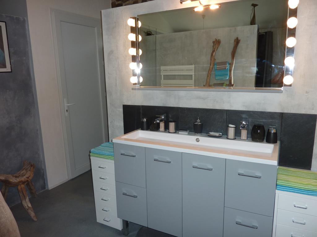 Loft Atypique Panzió Villeneuve-de-Rivière Kültér fotó